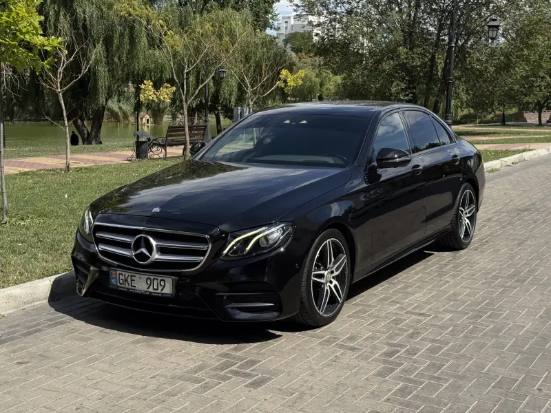 Mercedes-Benz E-Class, 2017