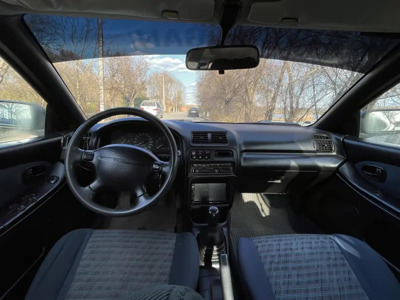 Mazda 323, 1997