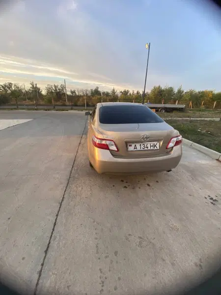 Toyota Camry, 2008
