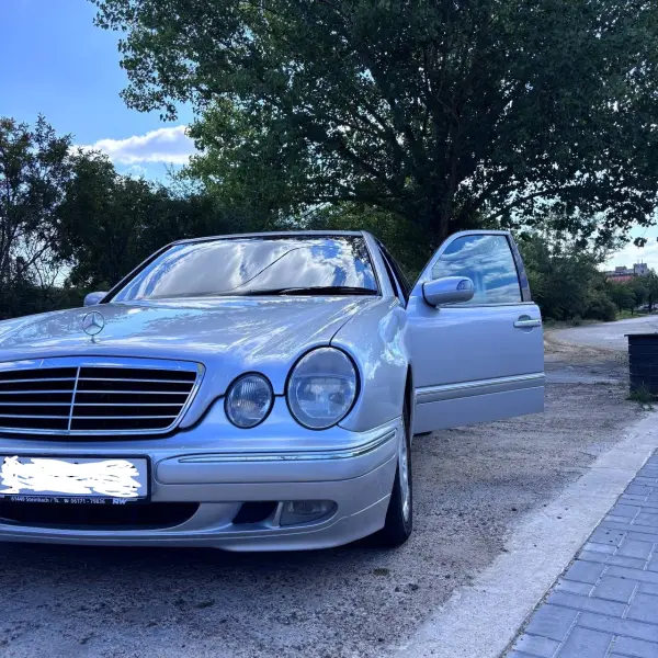Mercedes-Benz E-Class, 2001