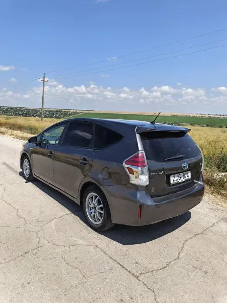 Toyota Prius, 2016
