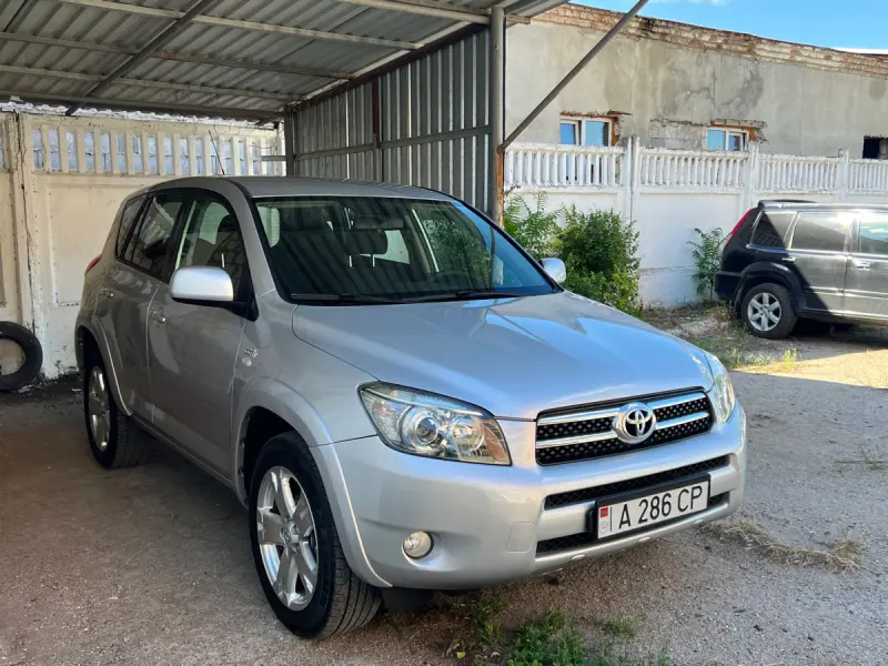 Toyota RAV4, 2007