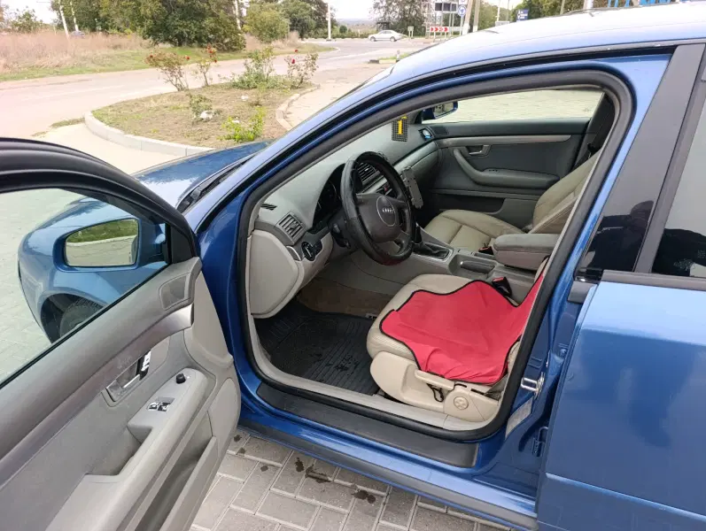 Audi A4, 2003