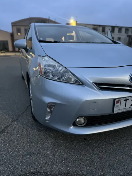 Toyota Prius, 2012