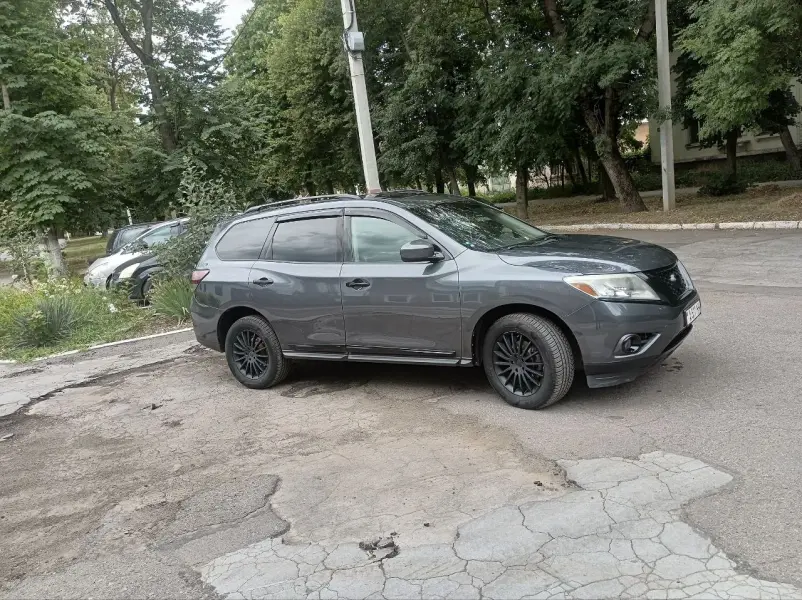 Nissan Pathfinder, 2014
