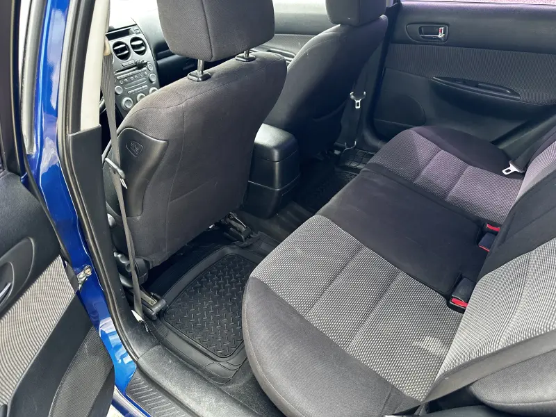 Mazda 6, 2004