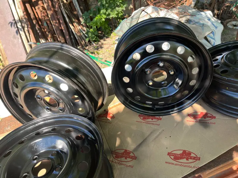 Диски Hyundai Nissan Mazda Renault Kia R16/5x114.3 ET46 DIA67,1 без ударов
