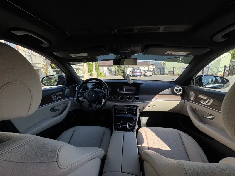 Mercedes-Benz E-Class, 2016