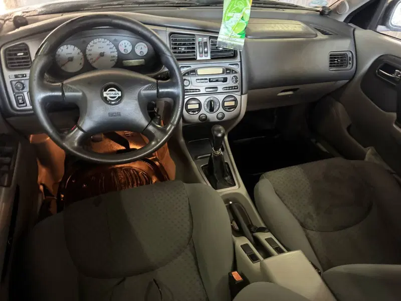 Nissan Primera, 2002
