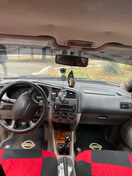 Nissan Primera, 2000