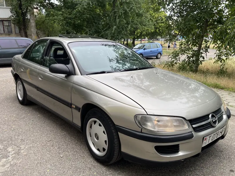 Opel Omega, 1999