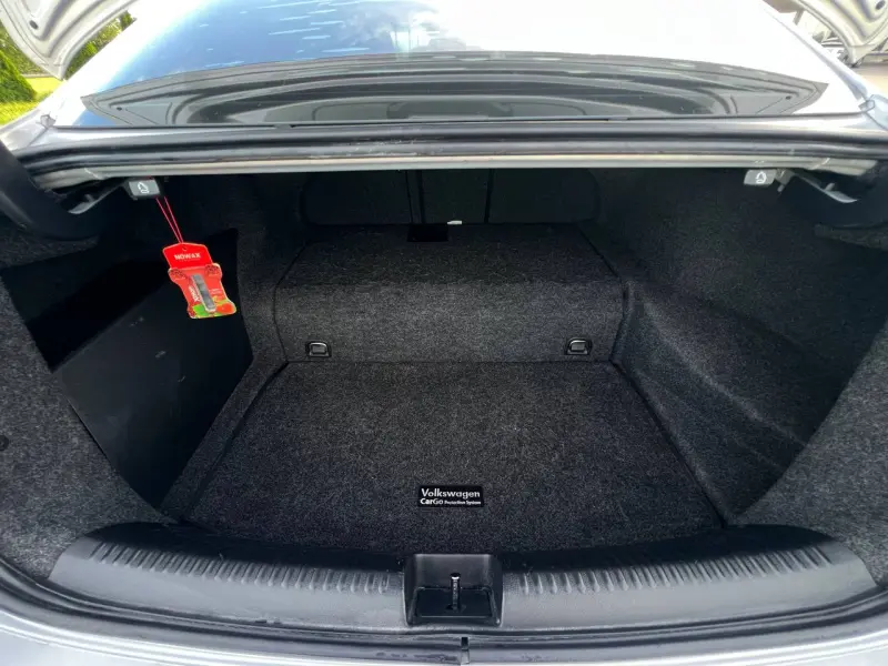 Volkswagen Jetta, 2013