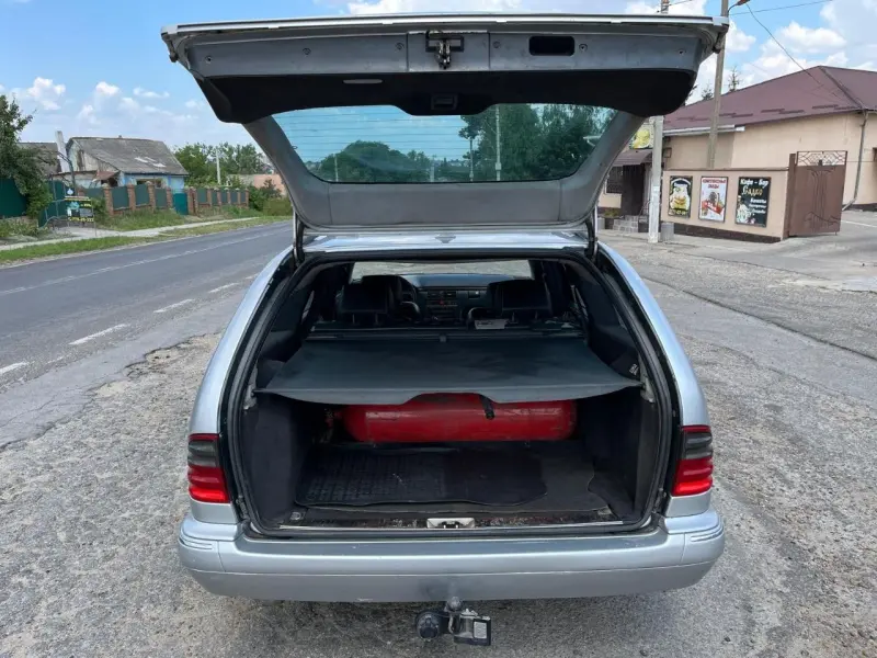 Mercedes-Benz E-Class, 2000
