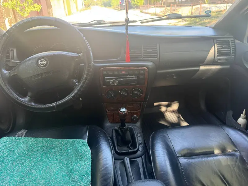 Opel Vectra, 1999
