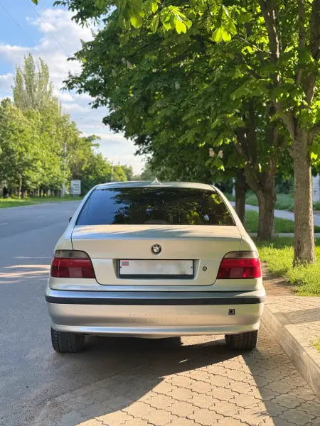 BMW 5 Series, 1999