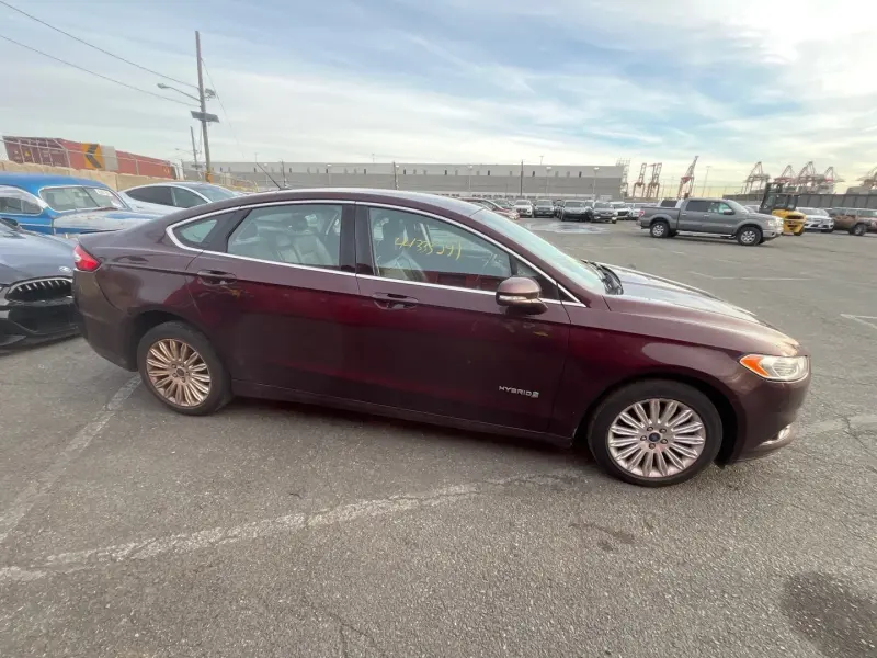 Ford Fusion, 2013