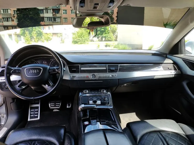Audi A8 L, 2016
