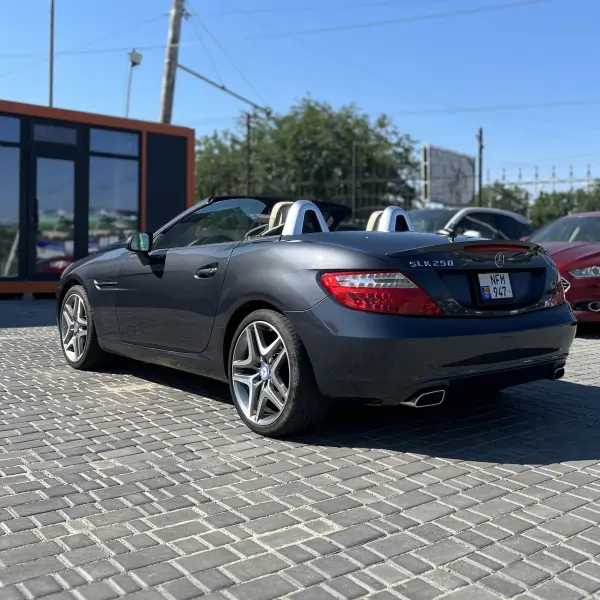 Mercedes-Benz SLK-Class, 2013