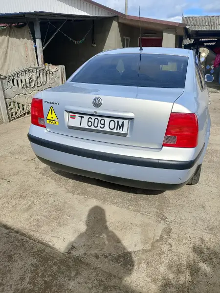 Volkswagen Passat, 2000