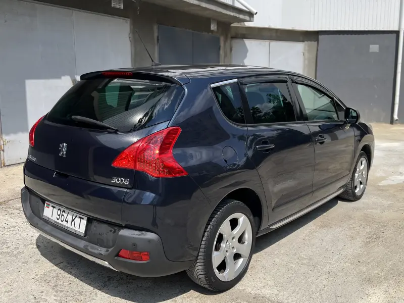 Peugeot 3008, 2011