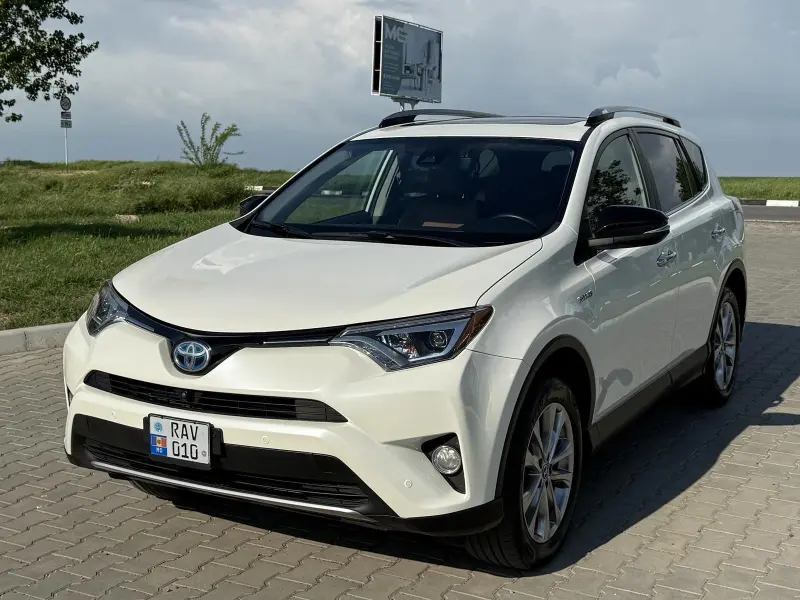 Toyota RAV4, 2016