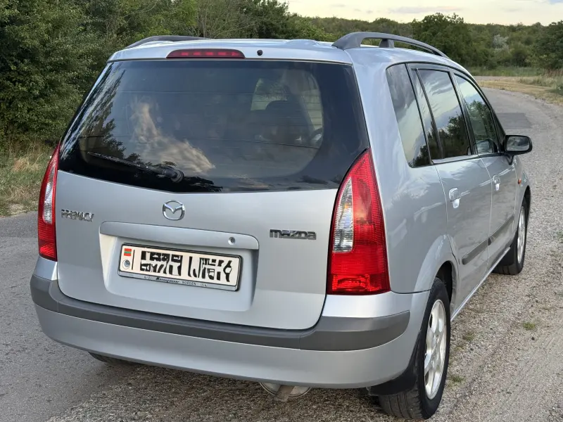 Mazda Premacy, 1999