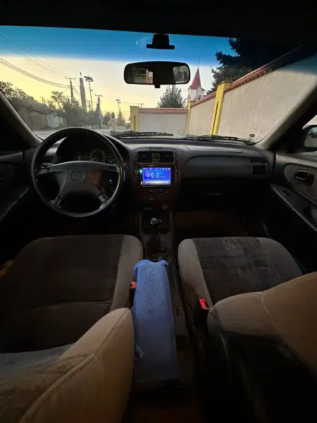 Mazda 626, 1999