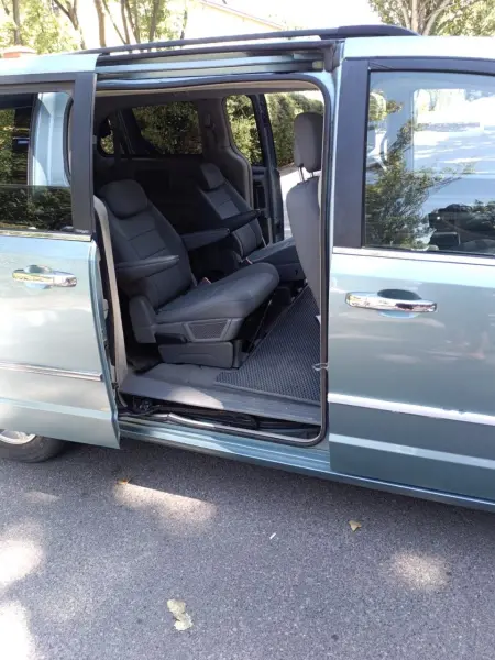 Toyota Avensis Verso, 2010