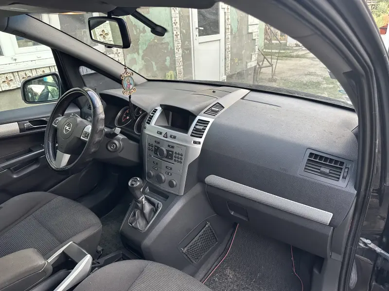Opel Zafira, 2010