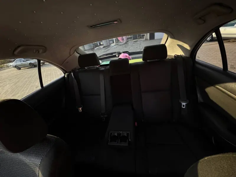 Toyota Avensis, 2006