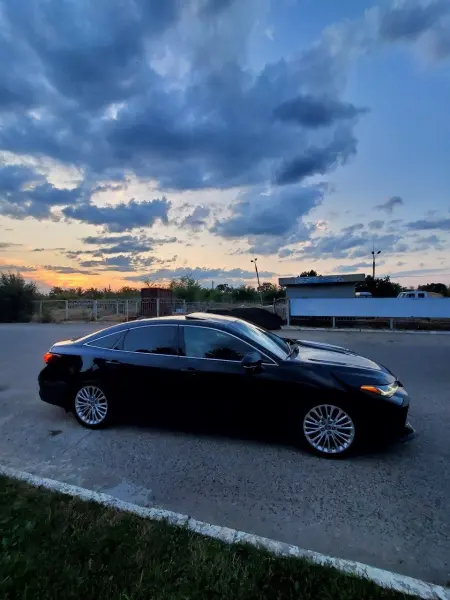 Toyota Avalon, 2019