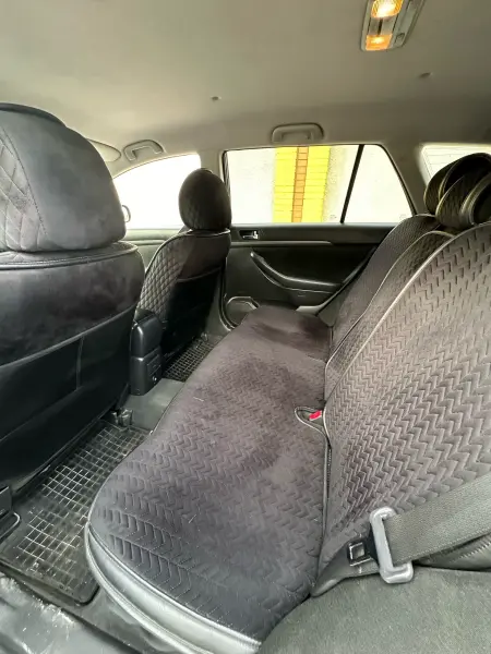 Toyota Avensis, 2006