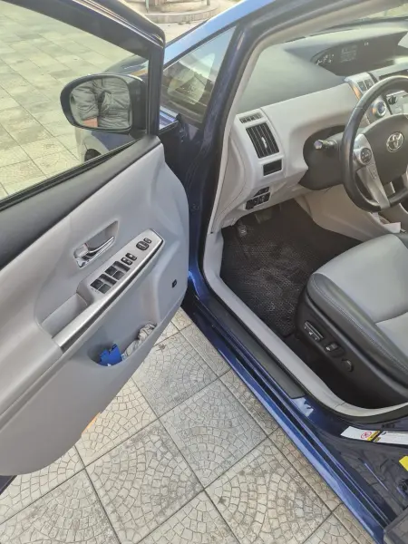 Toyota Prius, 2015