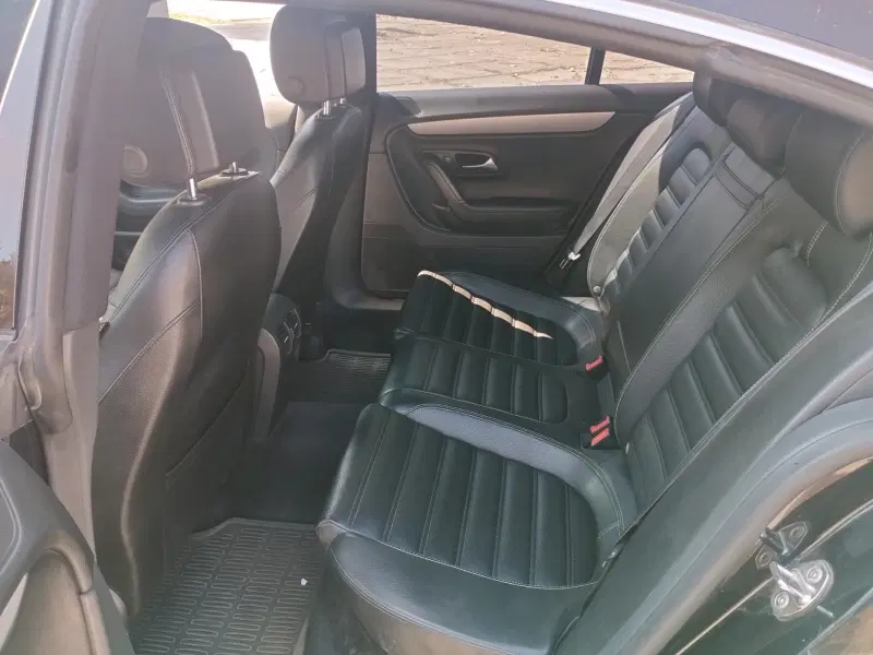 Volkswagen Passat, 2012