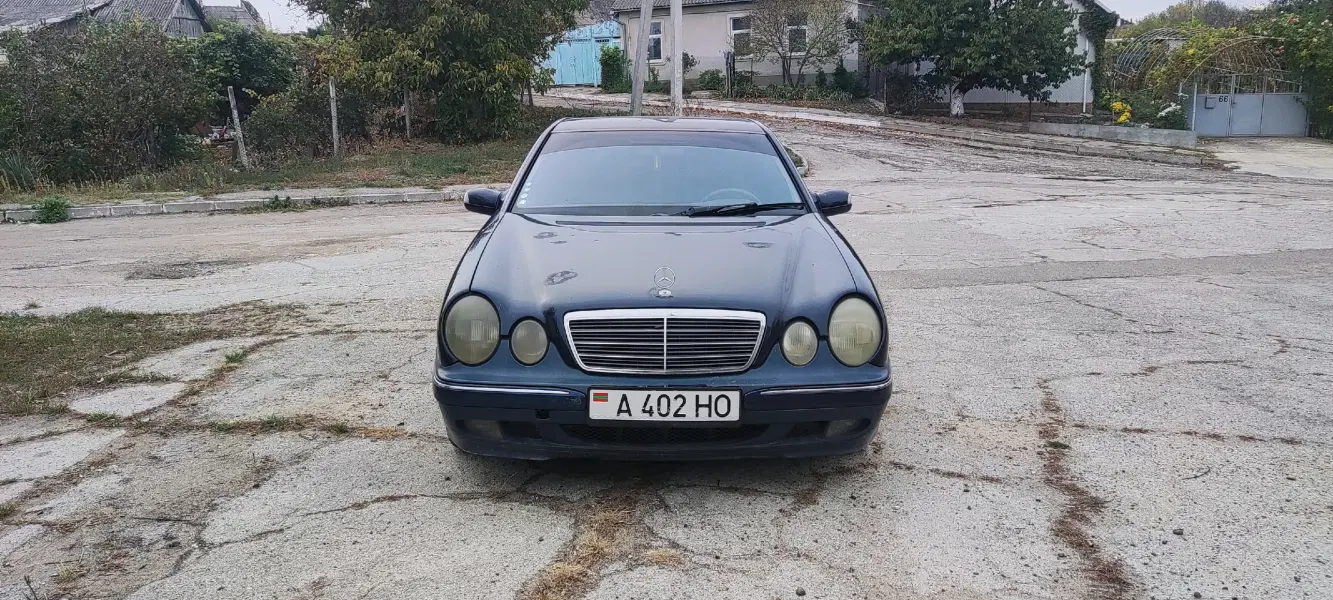 Mercedes-Benz E-Class, 2001