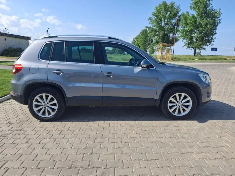 Volkswagen Tiguan, 2010