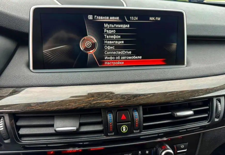 BMW X5, 2016