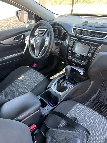 Nissan Rogue, 2015