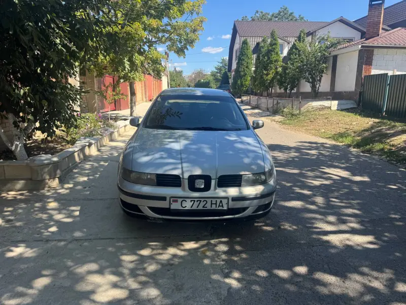 Volkswagen Golf, 2002