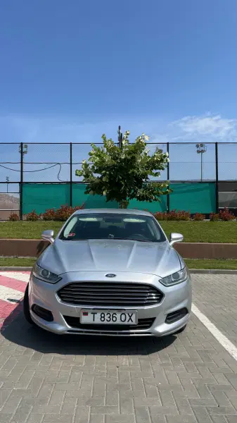 Ford Fusion, 2013