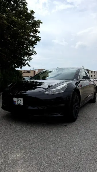 TESLA 3, 2018