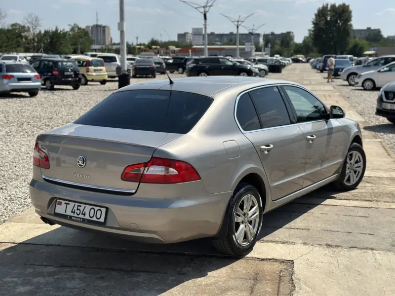 Skoda Superb, 2009