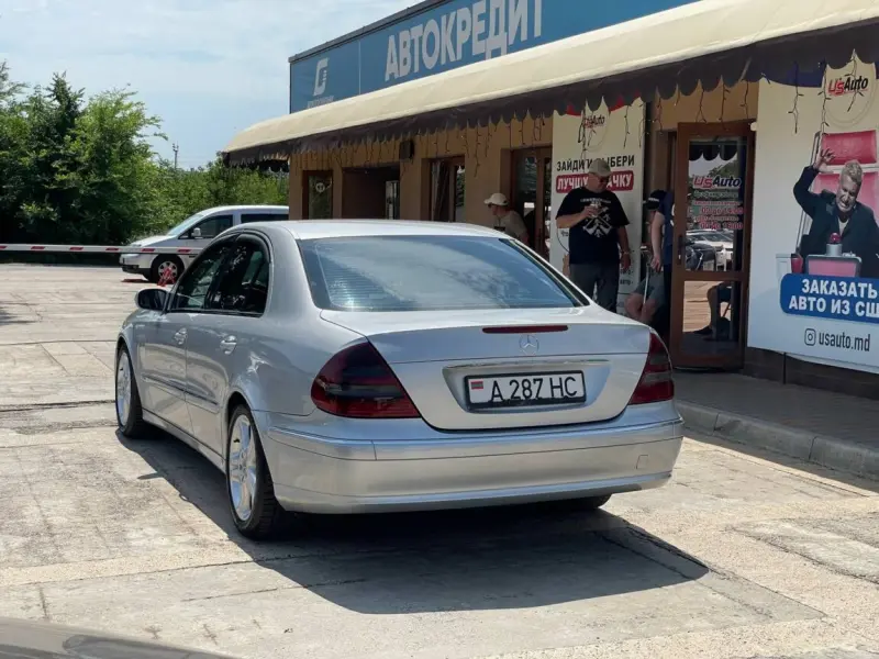 Mercedes-Benz E-Class, 2005
