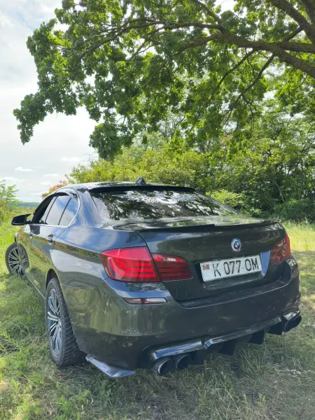 BMW 5 Series, 2011