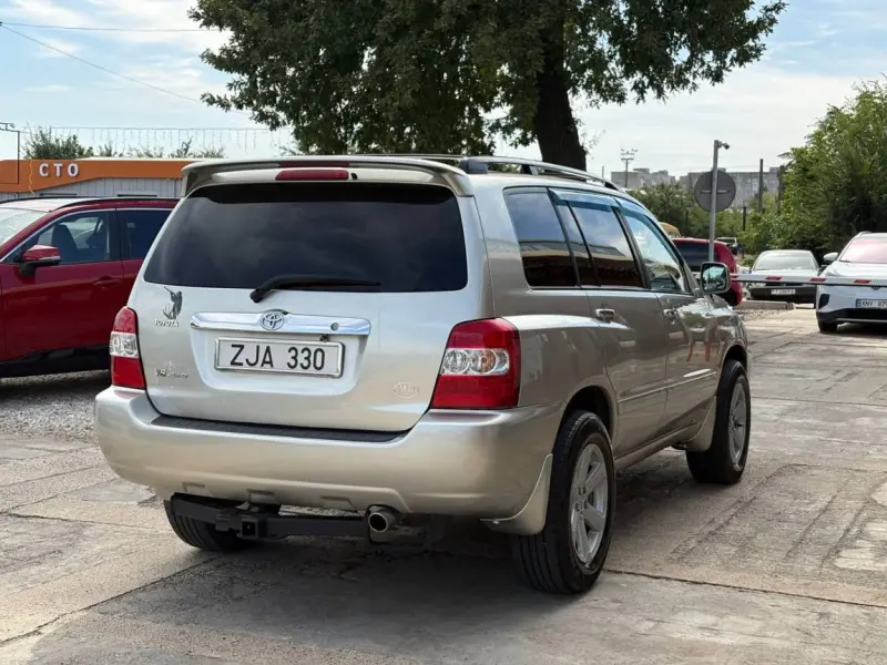 Toyota Highlander, 2005