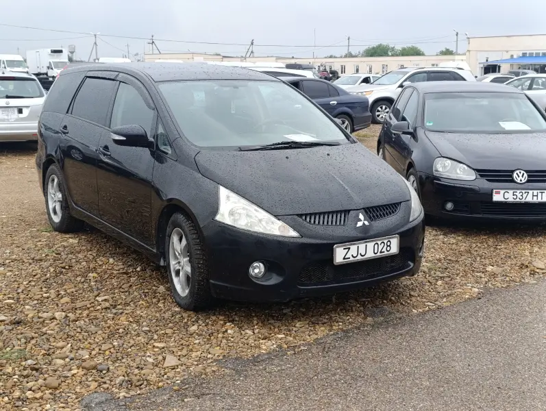 Mitsubishi Grandis, 2006