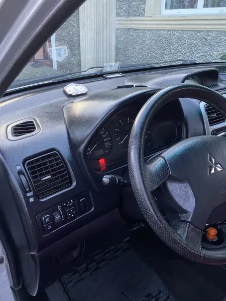 Mitsubishi Space Star, 2003