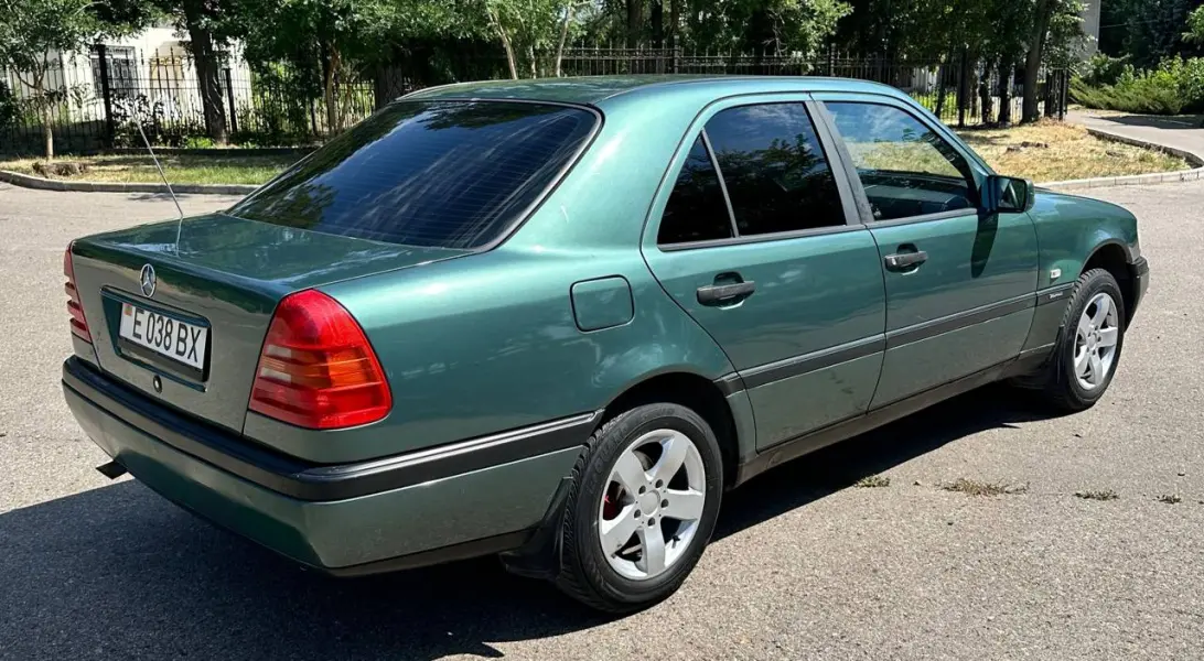 Mercedes-Benz C-Class, 1994