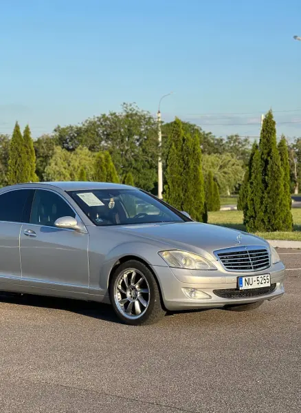 Mercedes-Benz S-Class, 2007