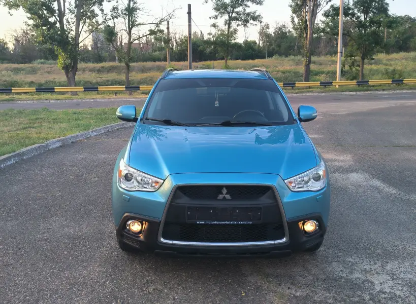 Mitsubishi ASX, 2011